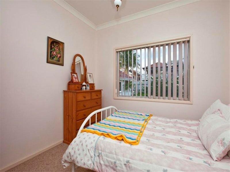 34 Lovell Parade, Shortland NSW 2307