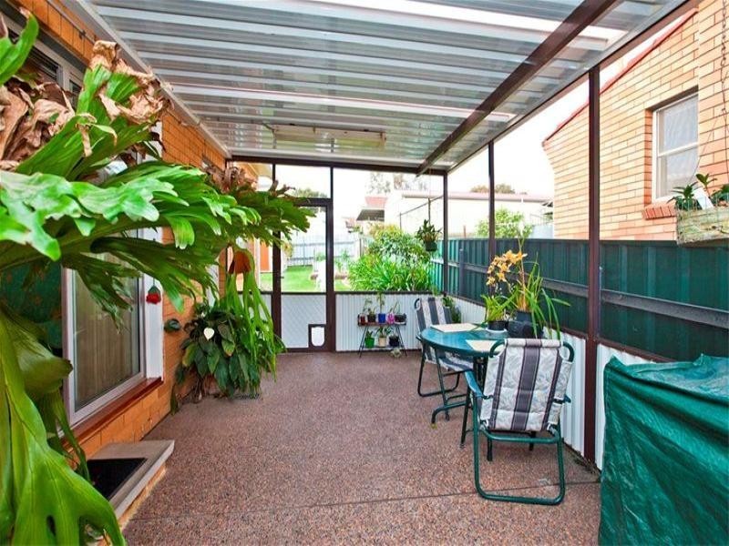 34 Lovell Parade, Shortland NSW 2307