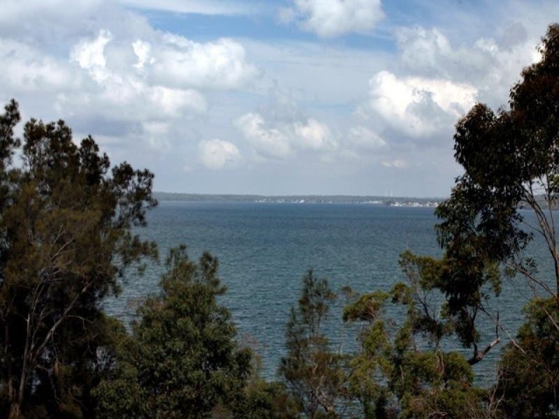 23 Beach Road, Wangi Wangi NSW 2267