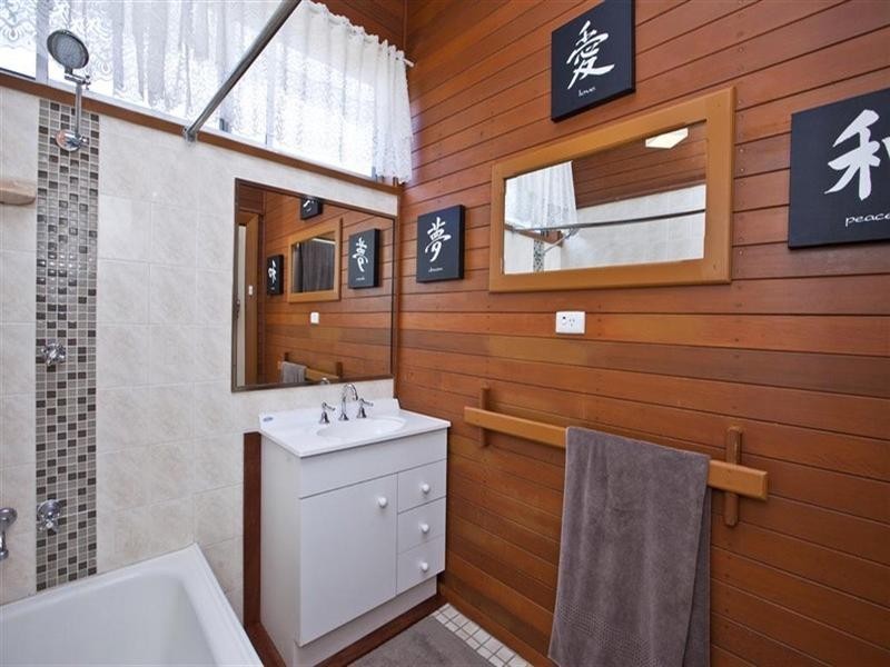 4 Mena Street, Mayfield NSW 2304