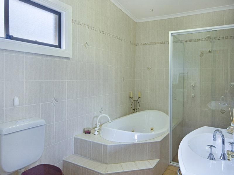 Central Mangrove NSW 2250