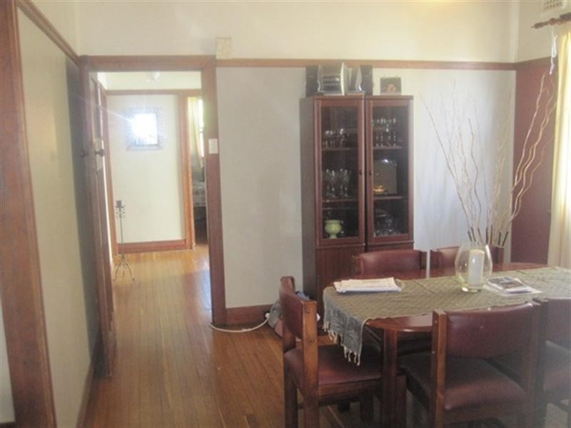 16 Vickers Street, Mayfield NSW 2304