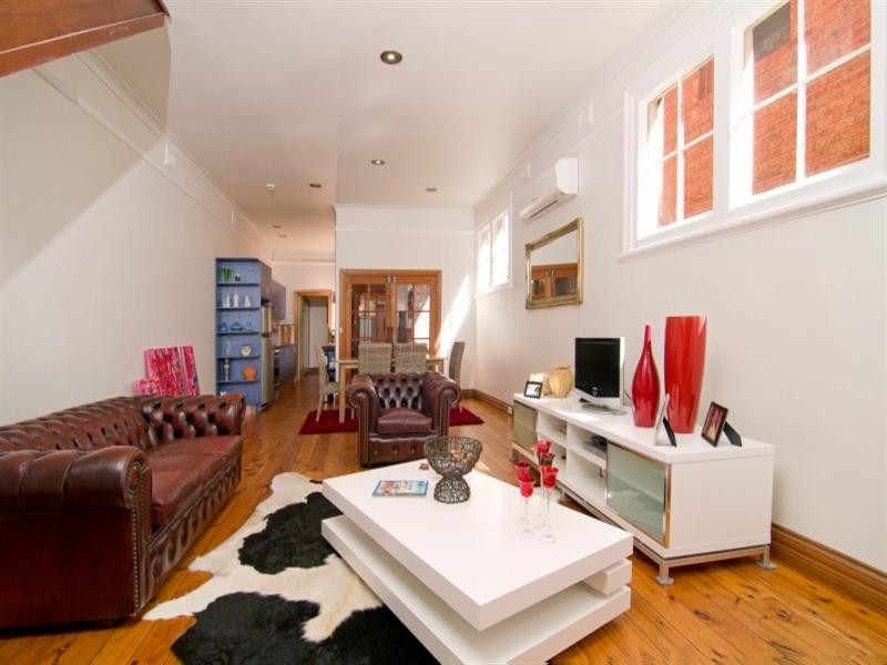 96 Railway Street, Cooks Hill NSW 2300