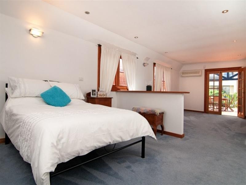 96 Railway Street, Cooks Hill NSW 2300