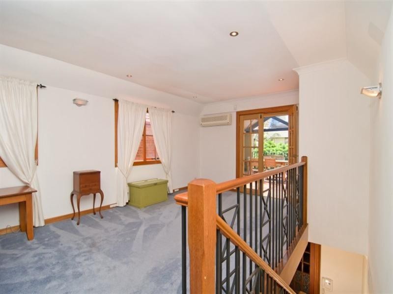 96 Railway Street, Cooks Hill NSW 2300