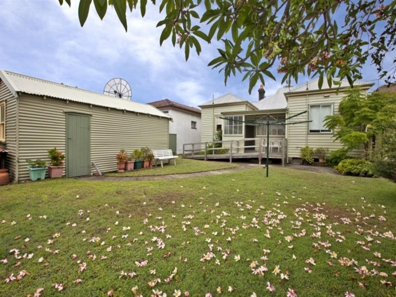 53 Everton Street, Hamilton NSW 2303