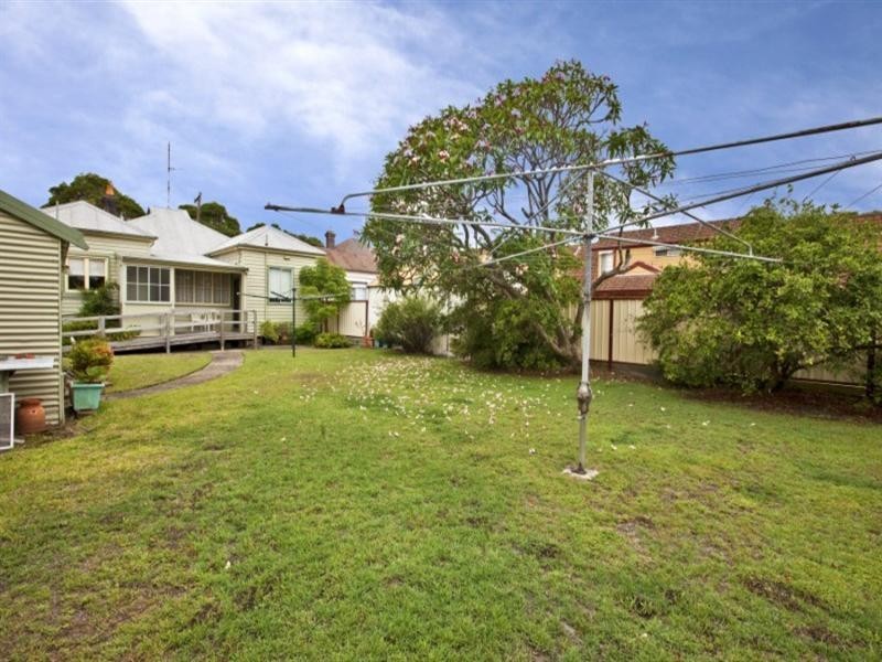 53 Everton Street, Hamilton NSW 2303