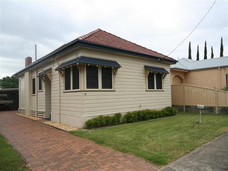 24 Allworth Street, Merewether NSW 2291