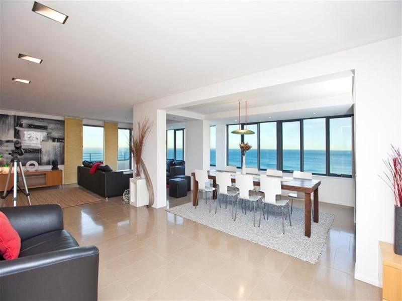 30/55 Shortland Esplanade, Newcastle NSW 2300