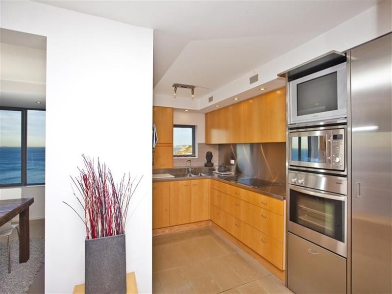 30/55 Shortland Esplanade, Newcastle NSW 2300