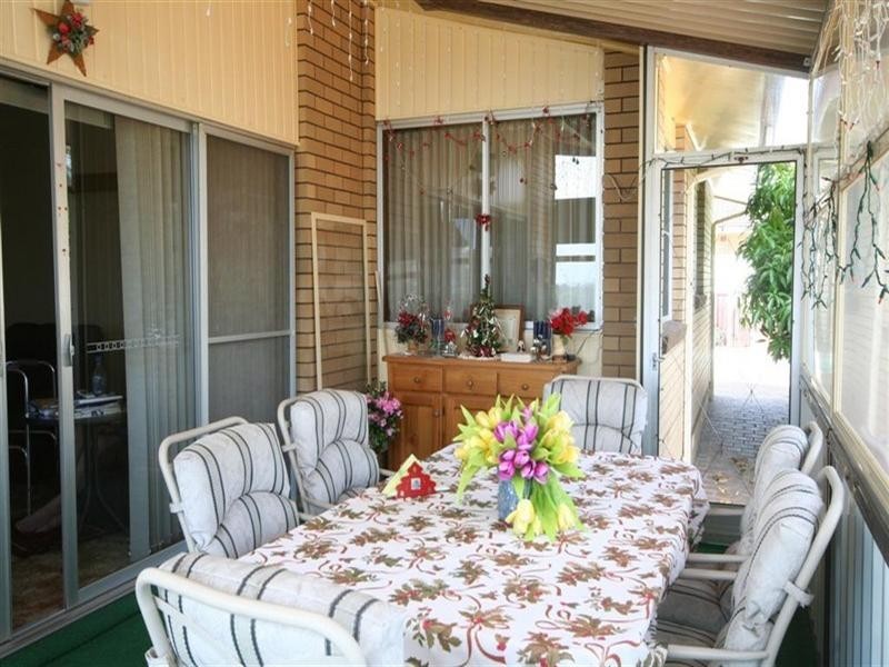 8 Binns Street, Raymond Terrace NSW 2324