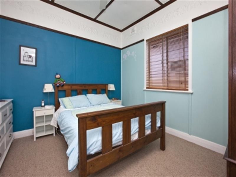 43 Smith Street, Mayfield East NSW 2304