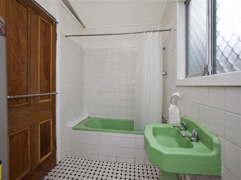 5 Bourke Street, Adamstown NSW 2289