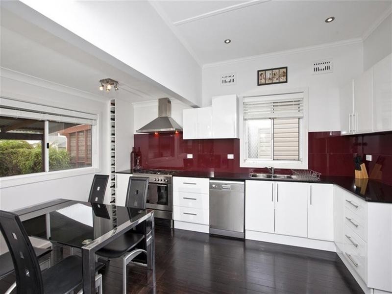 11 Georgetown Road, Georgetown NSW 2298