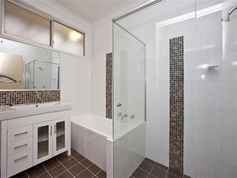 13 Andrew Road, Valentine NSW 2280