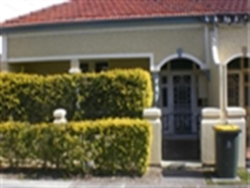 38 Lawson Street, Hamilton NSW 2303