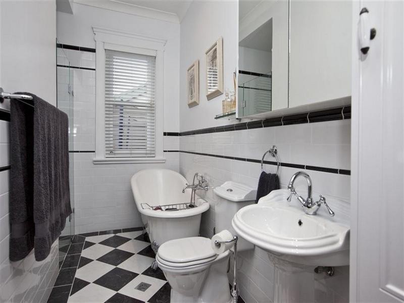 61 Henry Street, Tighes Hill NSW 2297