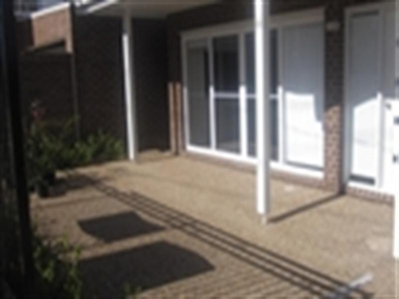 2 Rifle Street, Adamstown NSW 2289