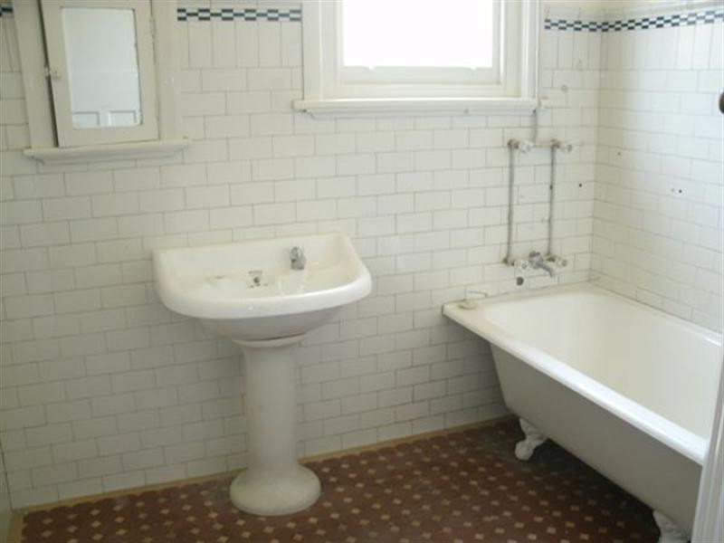 45 Hebburn Street, Hamilton NSW 2303