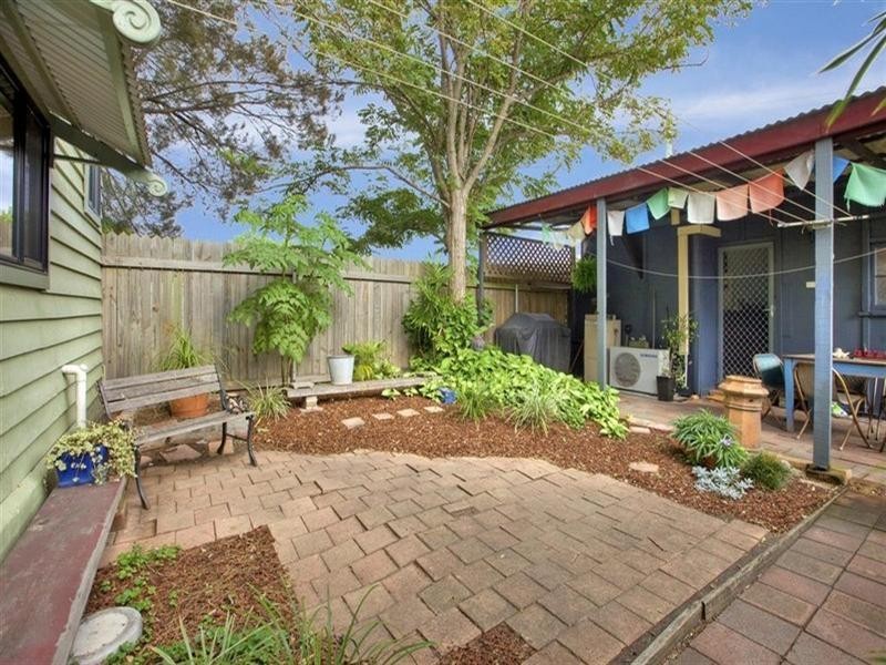 14 Robertson Street, Carrington NSW 2294