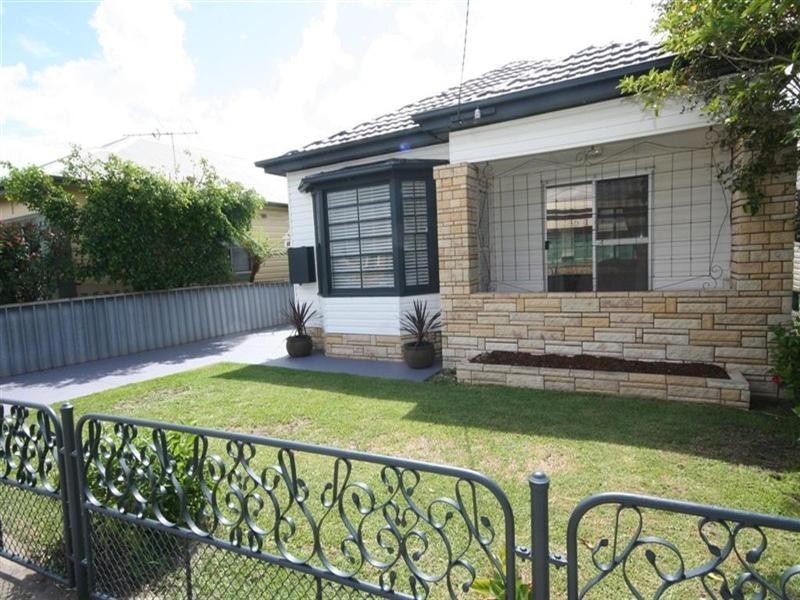 11 Georgetown Road, Georgetown NSW 2298