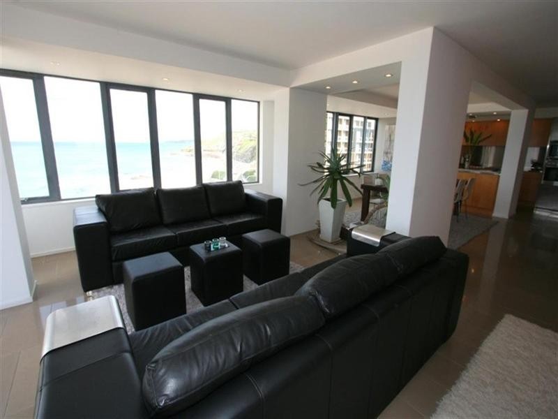 30/55 Shortland Esplanade, Newcastle NSW 2300