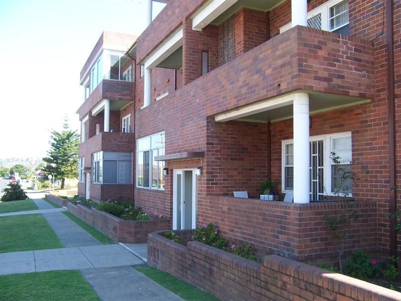 9/76 Parkway Avenue, Bar Beach NSW 2300