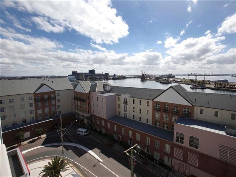 79/335 Wharf Road, Newcastle NSW 2300