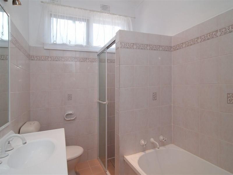 19 Elizabeth Parade, Charlestown NSW 2290