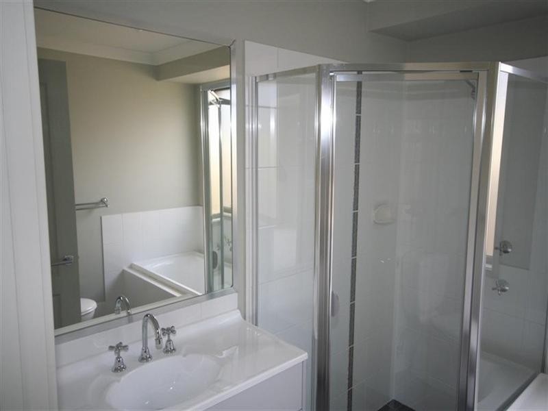 100 Woodstock Street, Mayfield NSW 2304