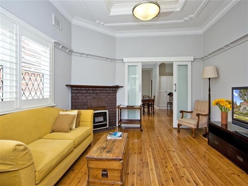20 Harle Street, Hamilton South NSW 2303