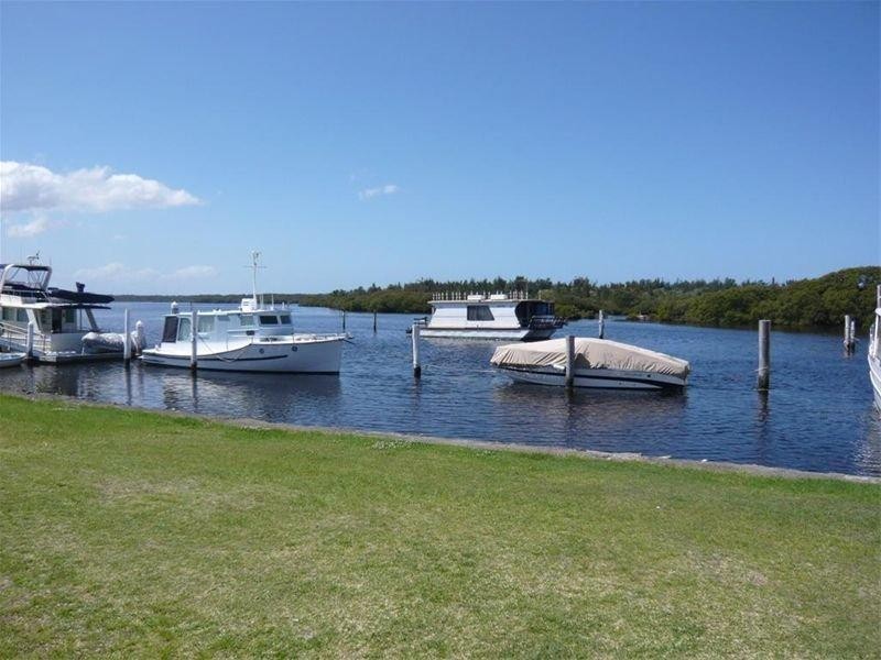 205/21 Marine Drive, Tea Gardens NSW 2324