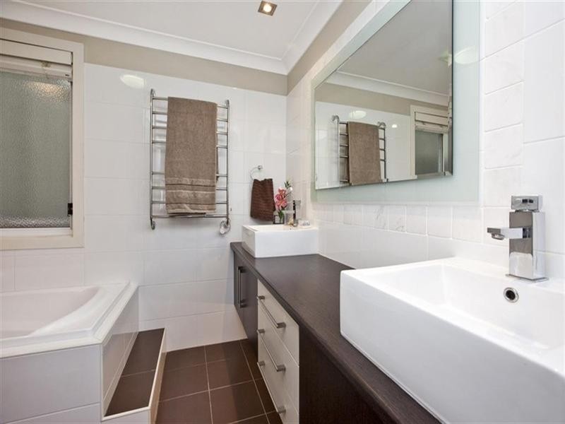 27 Brown Street, Redhead NSW 2290