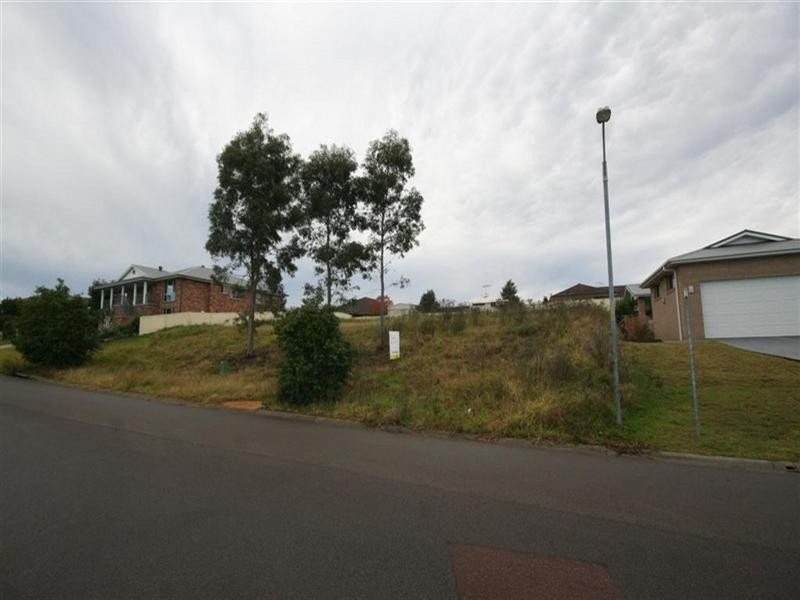 40 April Circuit, Bolwarra Heights NSW 2320