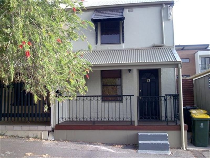 27 Bull Street, Cooks Hill NSW 2300