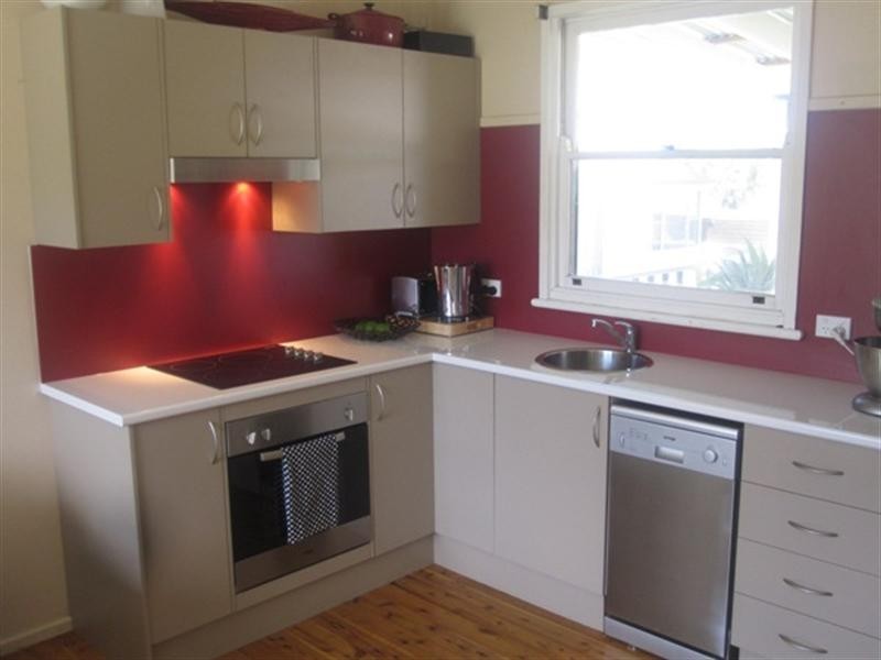 8 Jennings Street, Gateshead NSW 2290