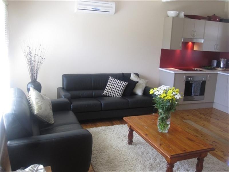 8 Jennings Street, Gateshead NSW 2290
