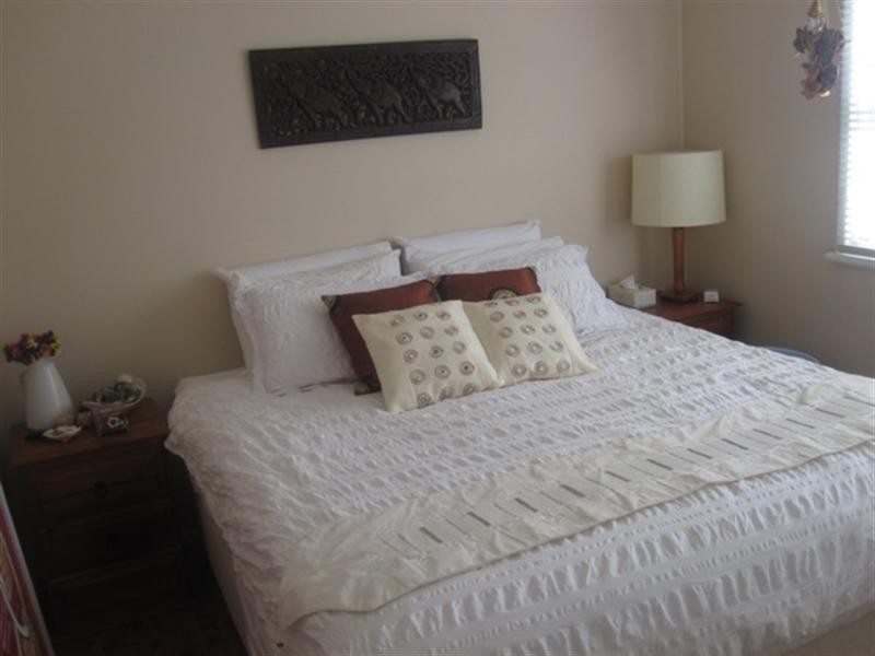 8 Jennings Street, Gateshead NSW 2290