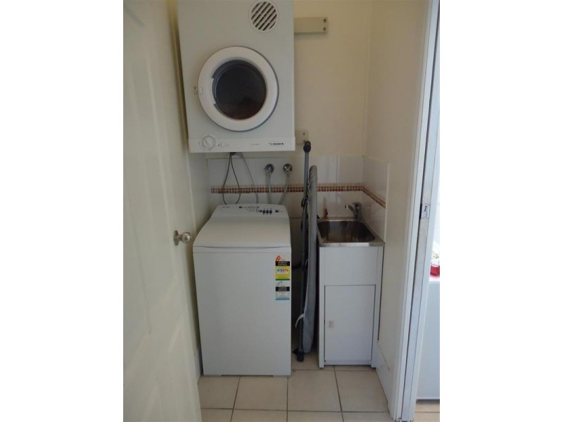 225 Denison Street, Broadmeadow NSW 2292