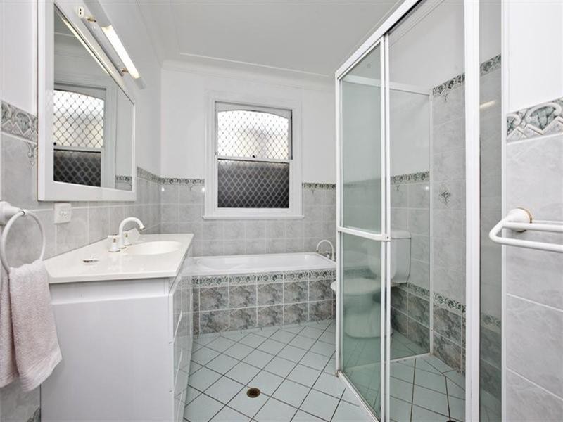 20 Roslyn Avenue, Islington NSW 2296