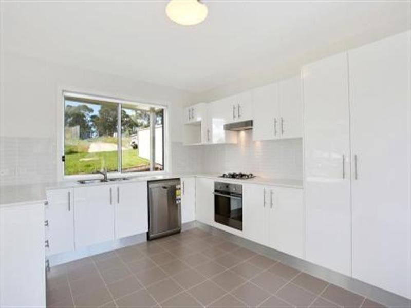 23/4 Crawford Lane, Mount Hutton NSW 2290