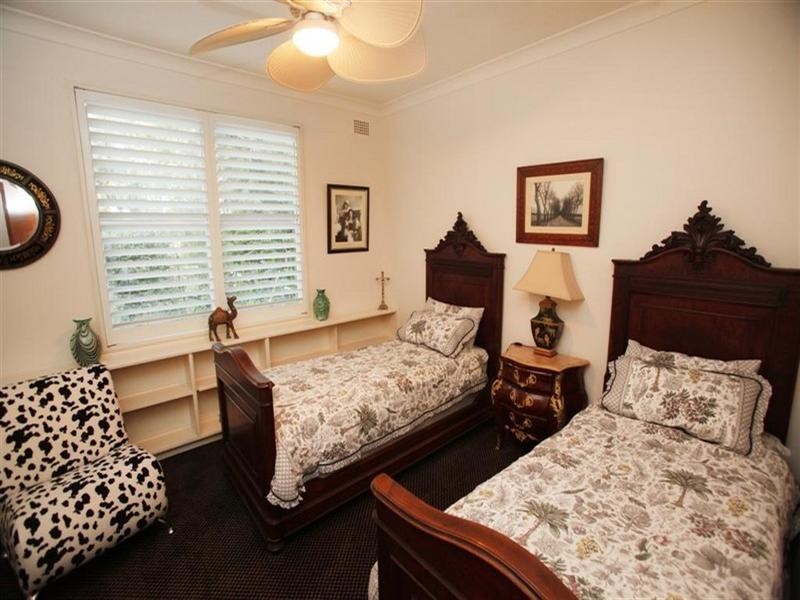 12 Westbourne Road, Bolwarra NSW 2320