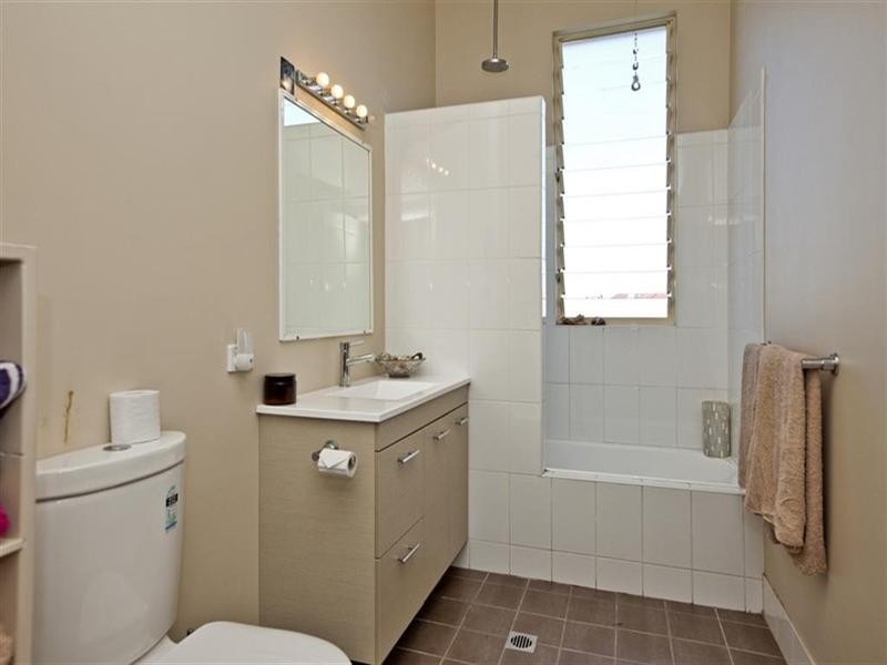 20a Mitchell Street, Stockton NSW 2295