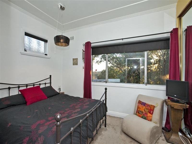 15 Lees Street, Charlestown NSW 2290