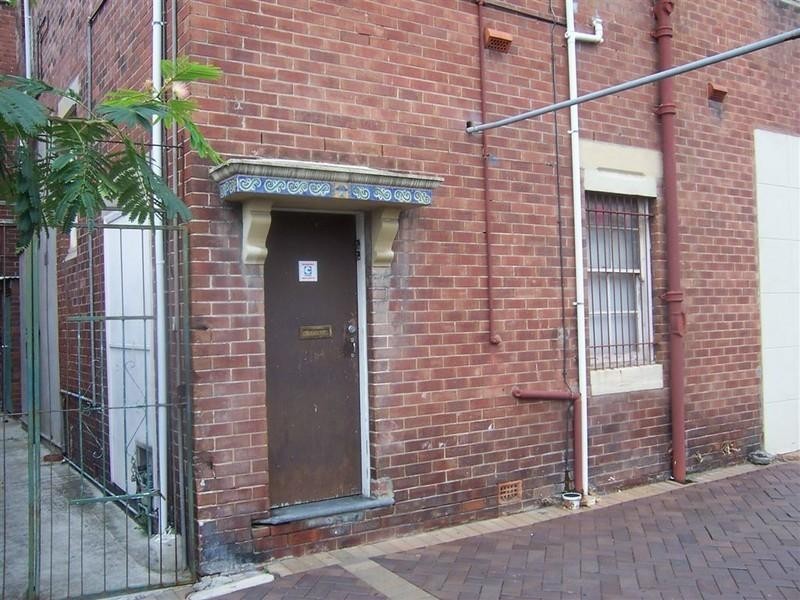 2/83 Beaumont Street, Hamilton NSW 2303