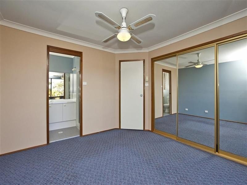14 Woodside Drive, Eleebana NSW 2282