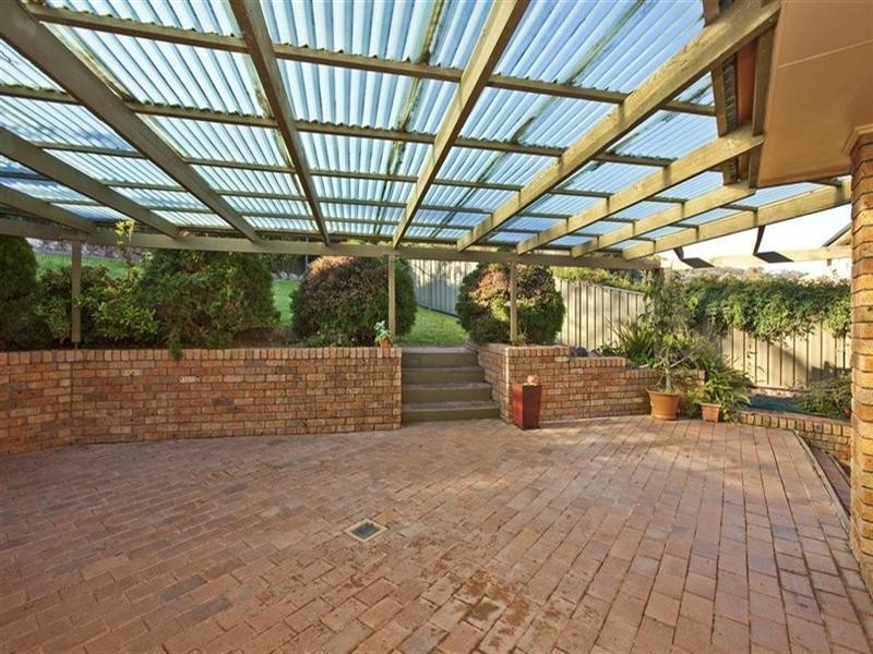 14 Woodside Drive, Eleebana NSW 2282