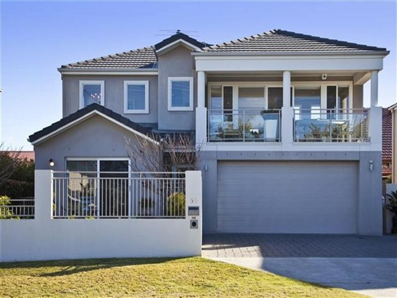 55 Newcastle Street, Stockton NSW 2295