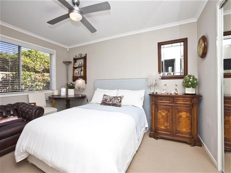 55 Newcastle Street, Stockton NSW 2295