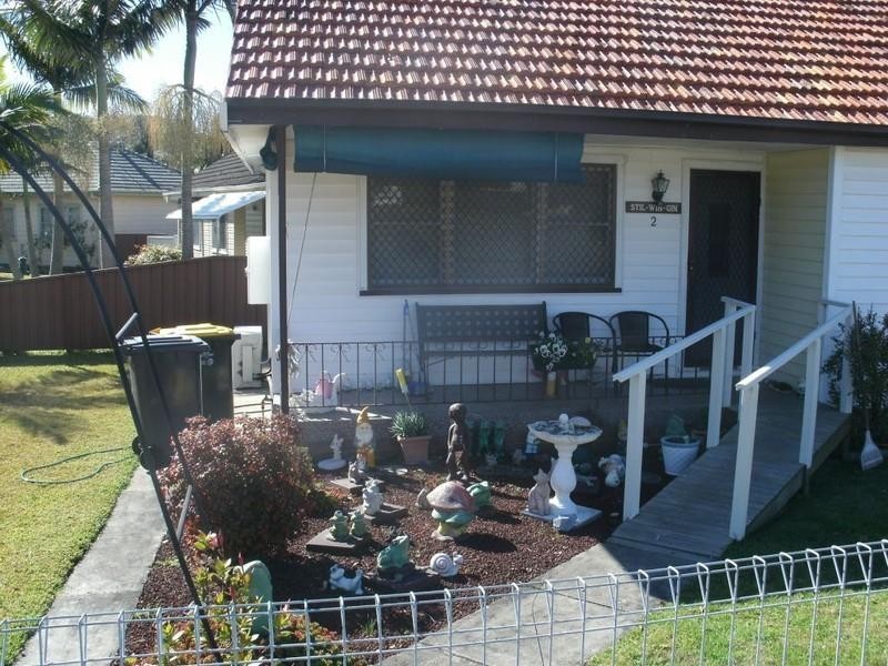 2 Alexander Street, Mount Hutton NSW 2290